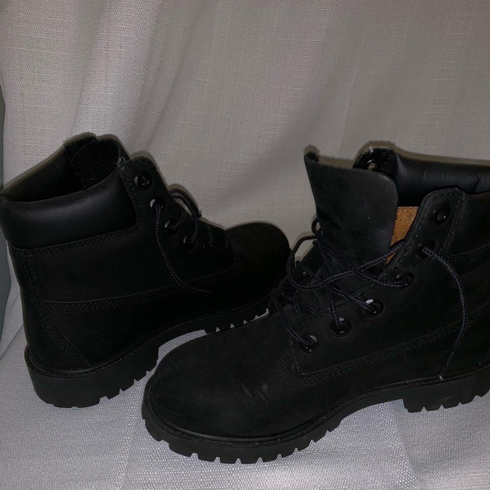 black womens timbs - Picture 2 of 4